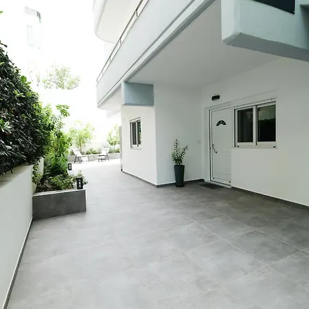 Rhodes Retreat: Modern Comfort In Serene Luxury Apartamento *