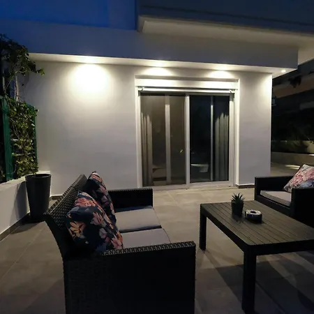 Apartamento Rhodes Retreat: Modern Comfort In Serene Luxury Rhodes City